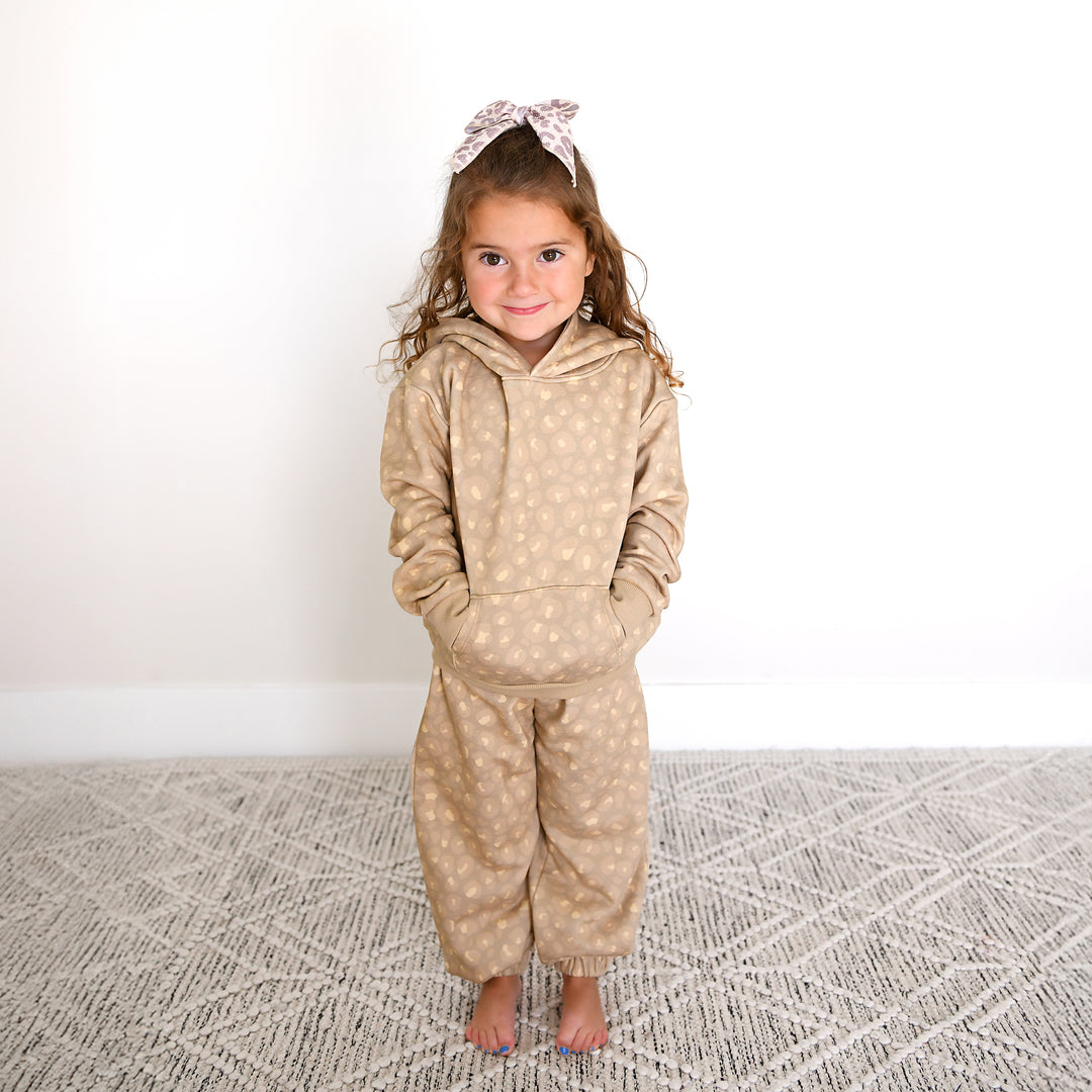 Amari Leopard SWEATSUIT - Gigi and Max