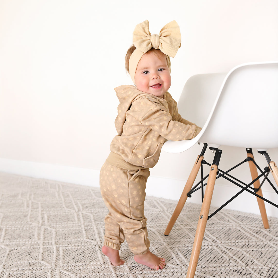 Amari Leopard SWEATSUIT - Gigi and Max