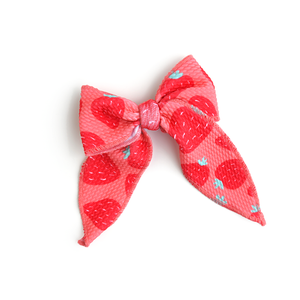 Annabelle Strawberries CLIP BOW - Gigi and Max