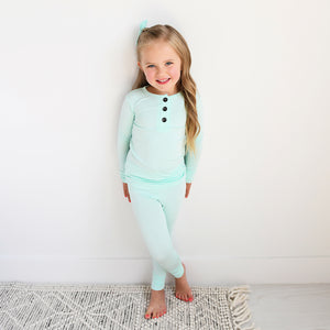 Finley Mint TWO PIECE - Gigi and Max