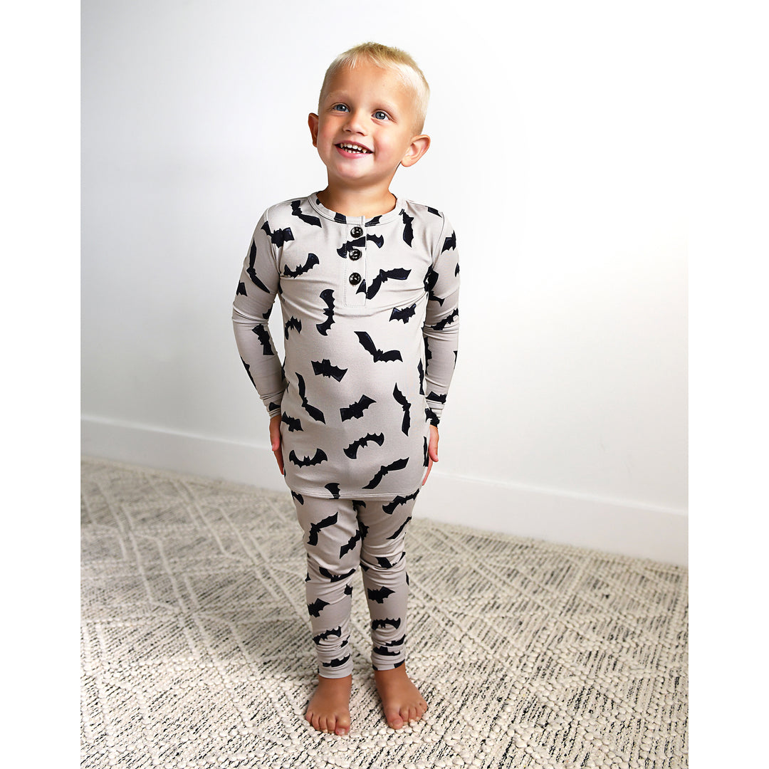 Vlad Gray Bats TWO PIECE - Gigi and Max