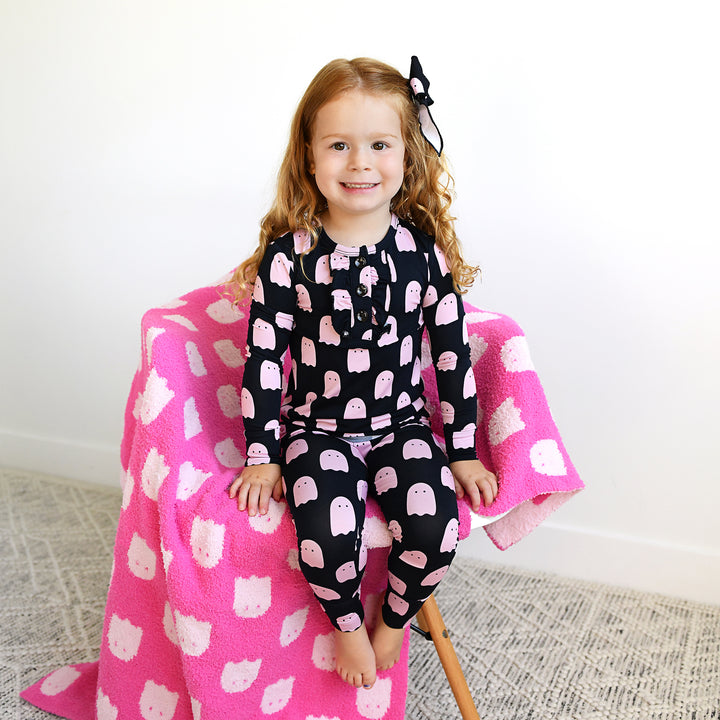 Draven Pink Ghost PLUSH BLANKET - Gigi and Max