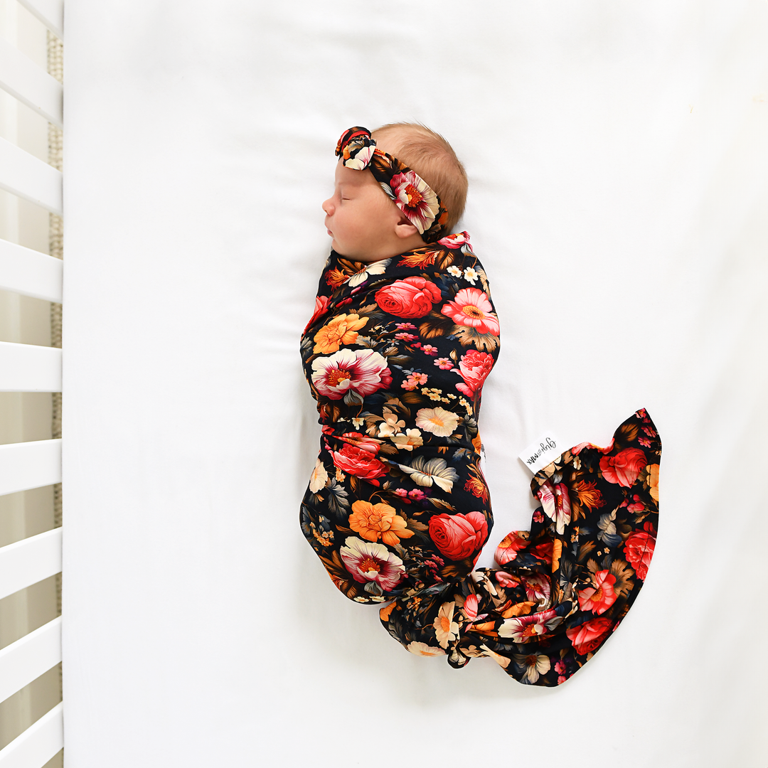 Lola SWADDLE - Gigi and Max