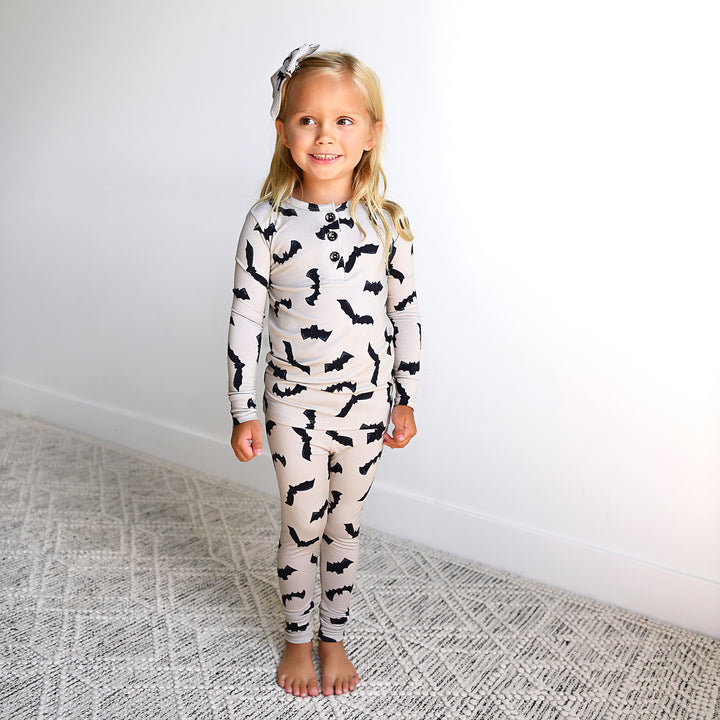 Vlad Gray Bats TWO PIECE - Gigi and Max