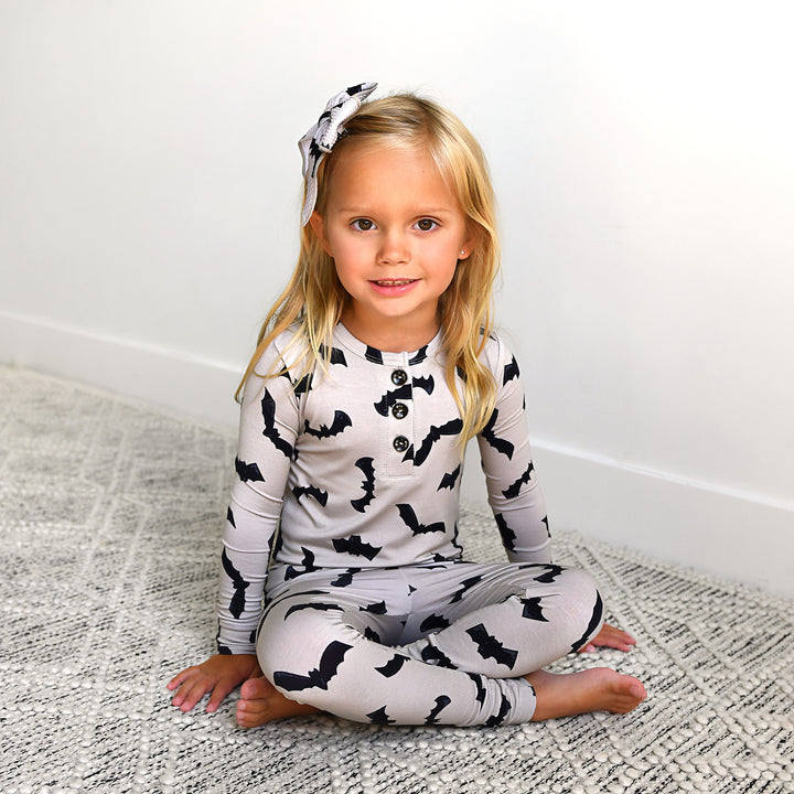 Vlad Gray Bats TWO PIECE - Gigi and Max