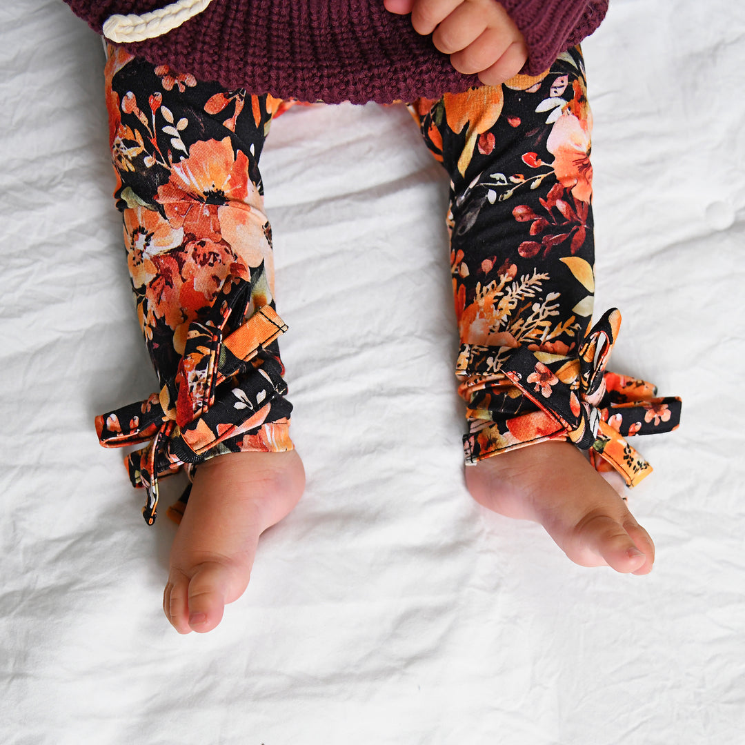 Auburn BOW LEGGINGS - Gigi and Max