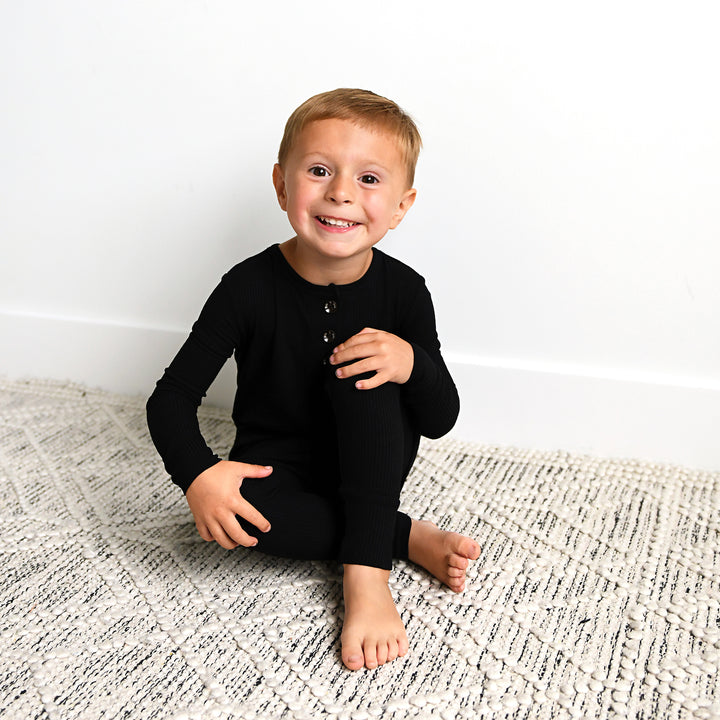 Onyx Ribbed TWO PIECE - Gigi and Max