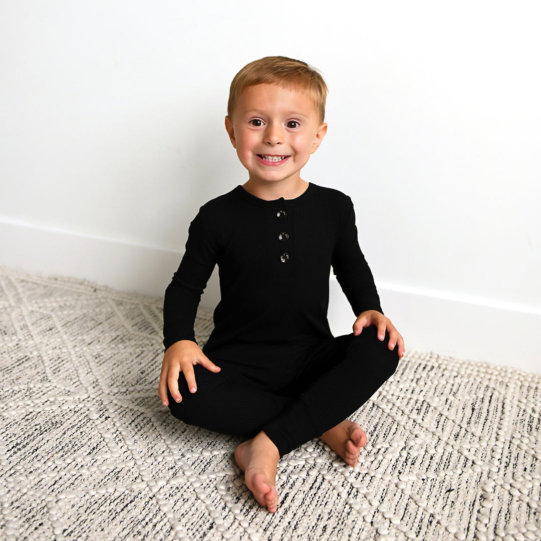 Onyx Ribbed TWO PIECE - Gigi and Max