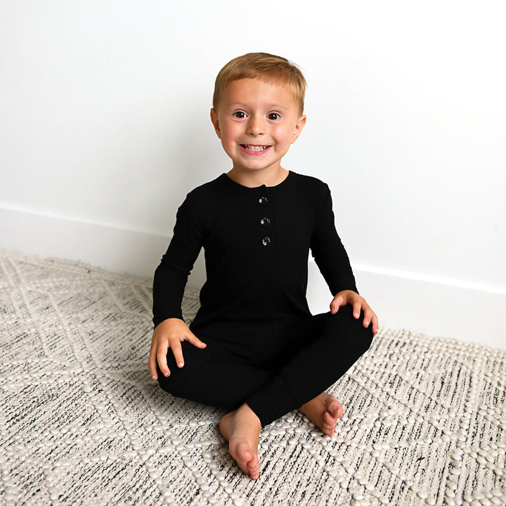 Onyx Ribbed TWO PIECE - Gigi and Max