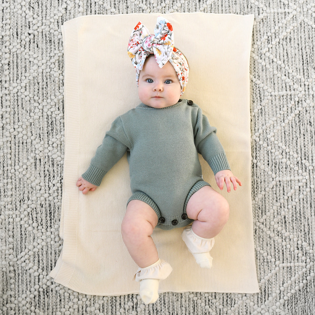 Oatmeal KNIT BOOTIES - Gigi and Max