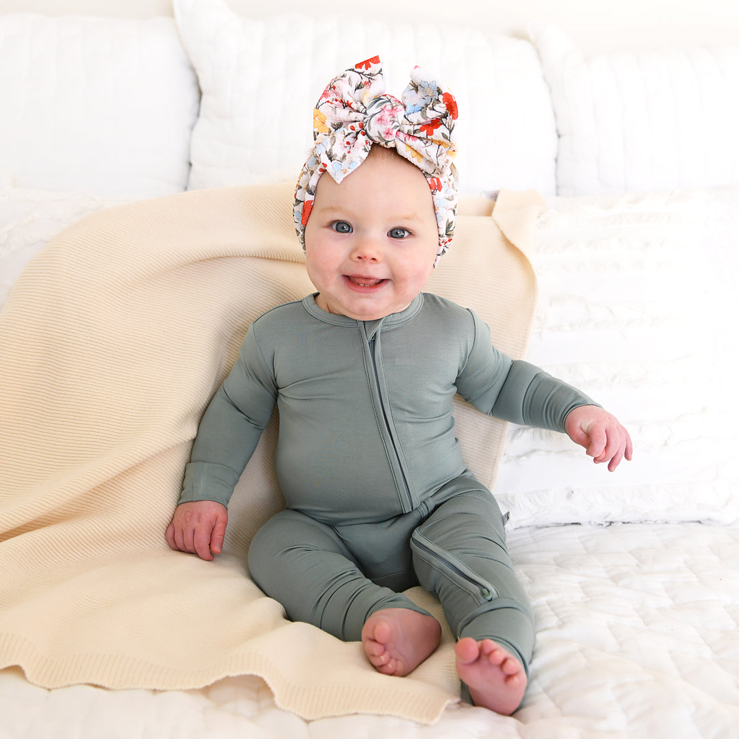 Oatmeal KNIT BLANKET - Gigi and Max