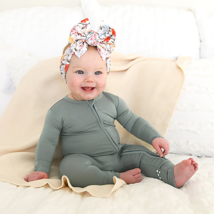 Eucalyptus ZIP - Gigi and Max