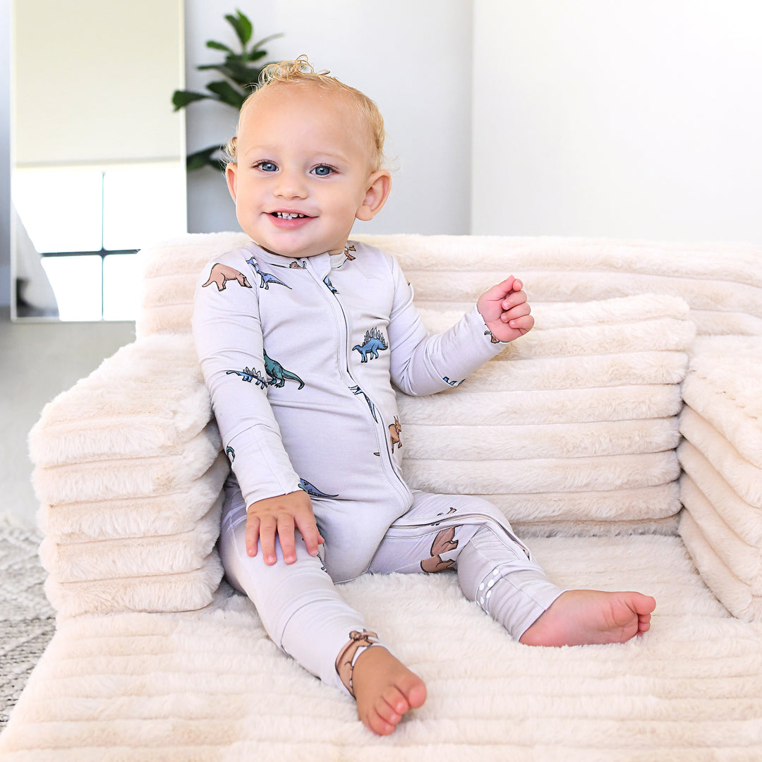 Finn Dino ZIP - Gigi and Max