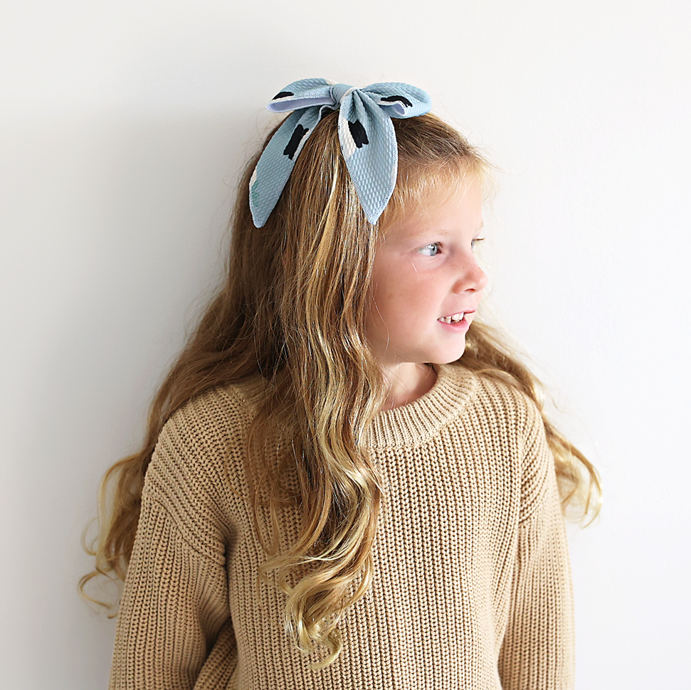 Jack Snowman CLIP BOW - Gigi and Max