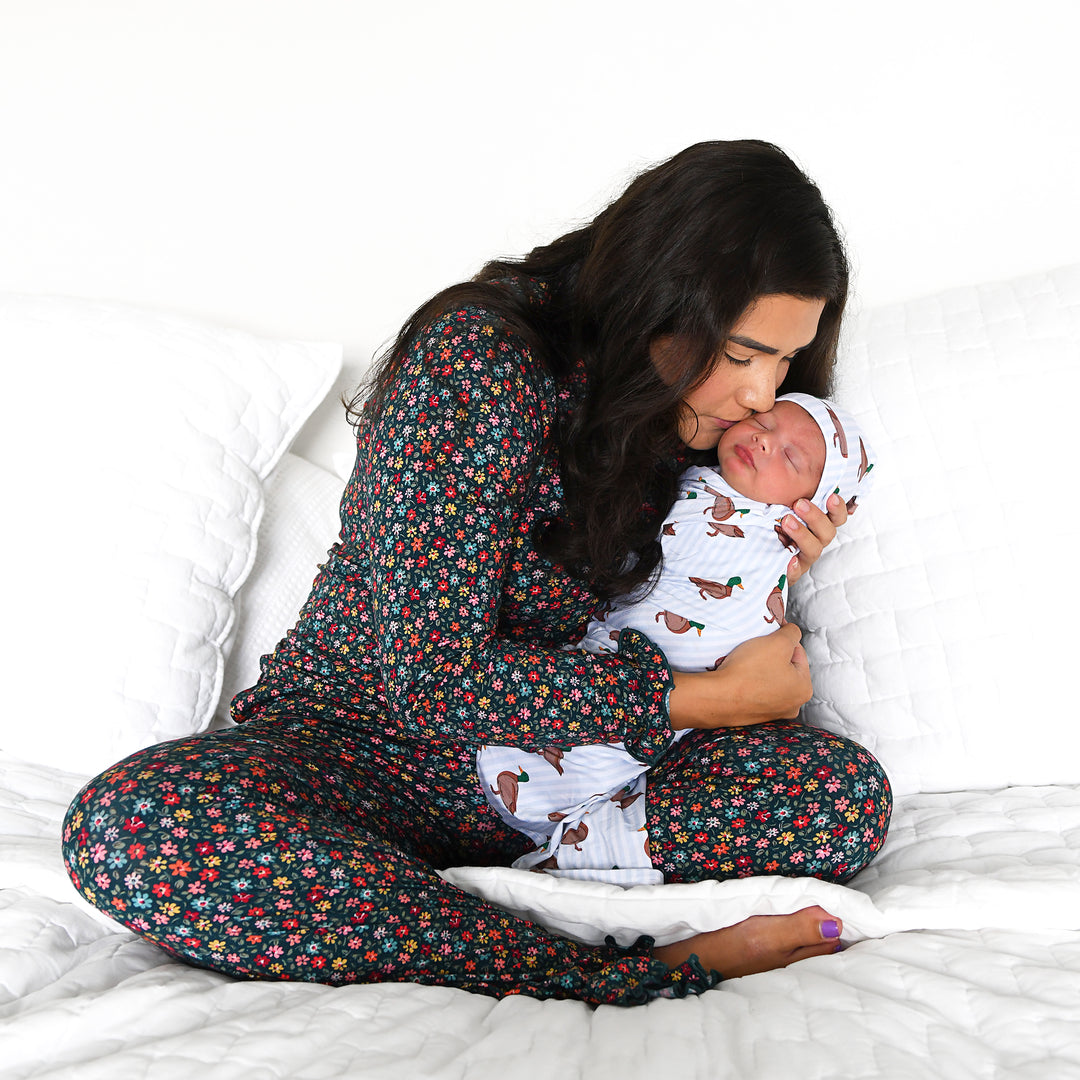 Landon SWADDLE - Gigi and Max