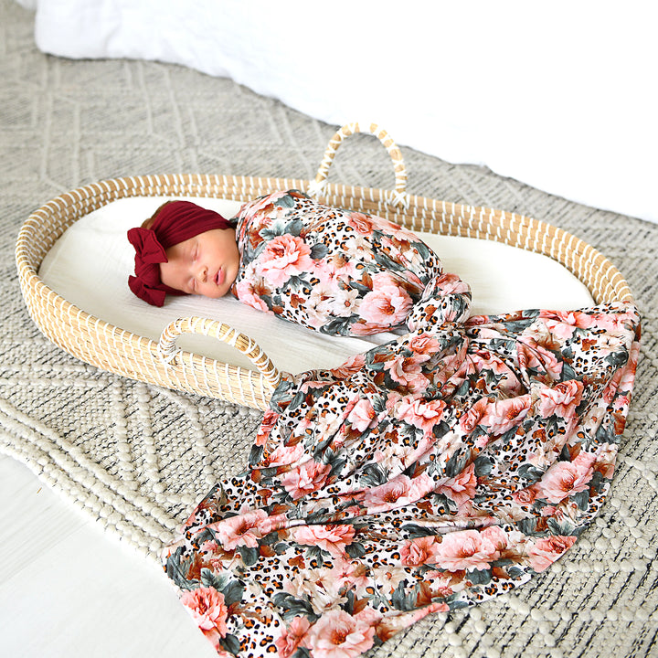 Laura SWADDLE - Gigi and Max
