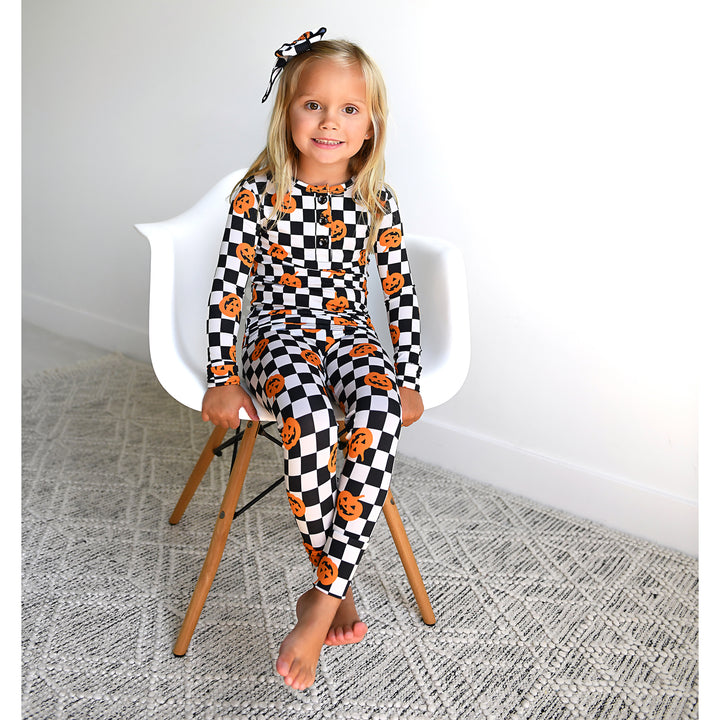 Merlin Pumpkin CLIP BOW - Gigi and Max