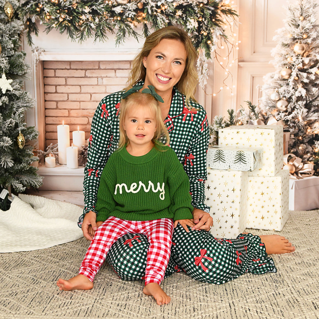 Merry Green SWEATER