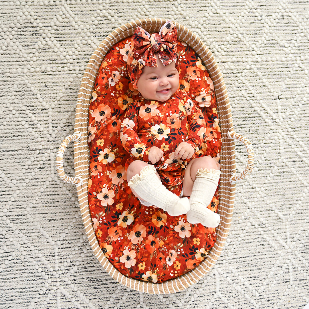 Auburn SWADDLE - Gigi and Max