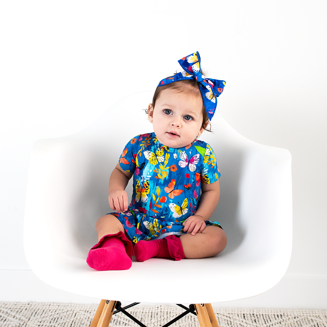 Raspberry RUFFLE SOCKS - Gigi and Max