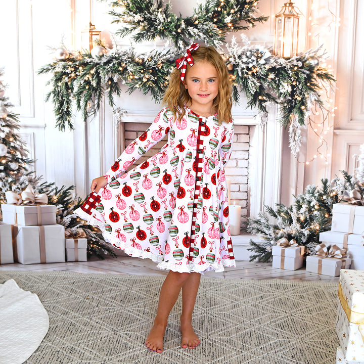 Kit Ornaments BUTTON DRESS - Gigi and Max