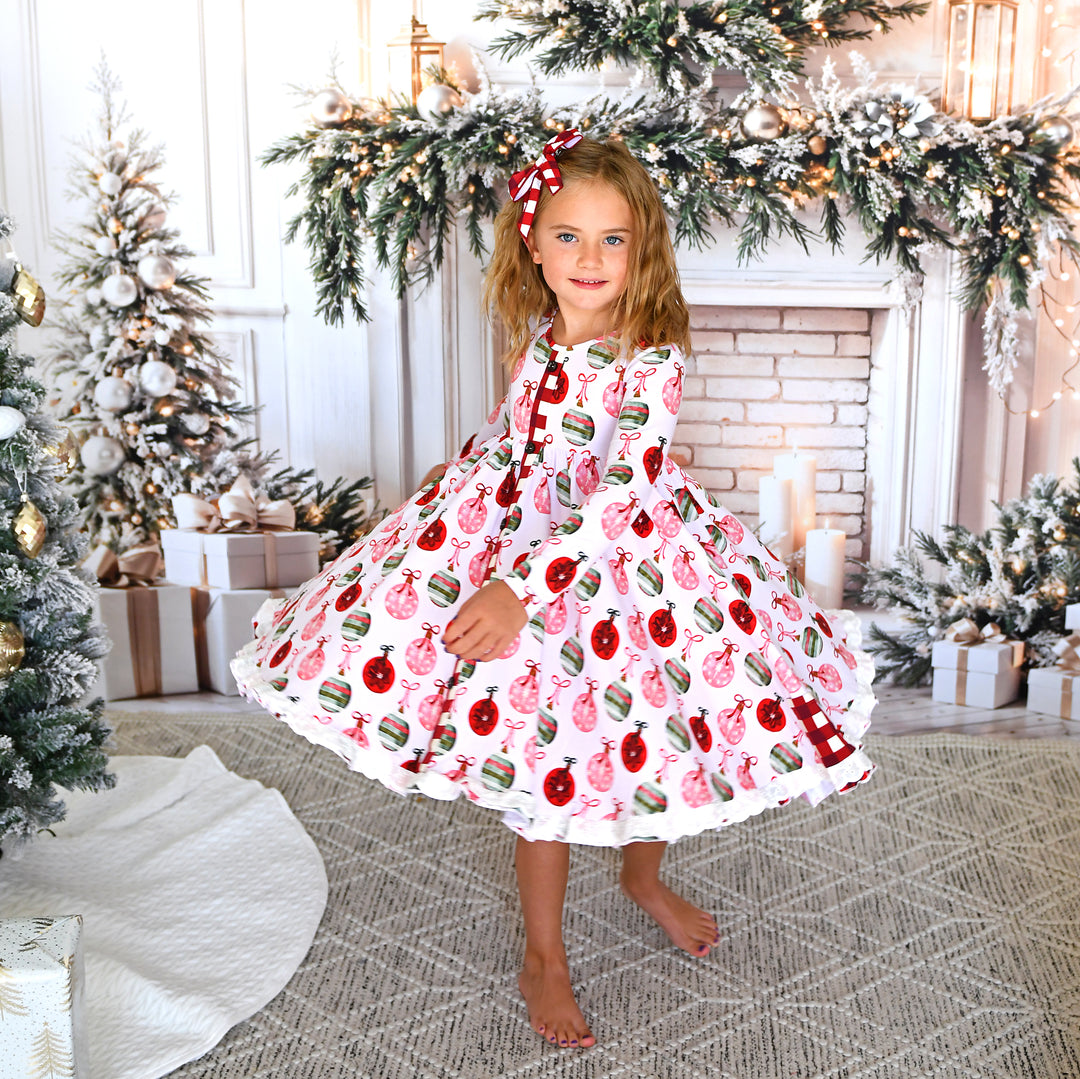 Kit Ornaments BUTTON DRESS - Gigi and Max