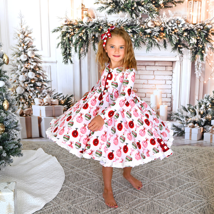 Kit Ornaments BUTTON DRESS - Gigi and Max