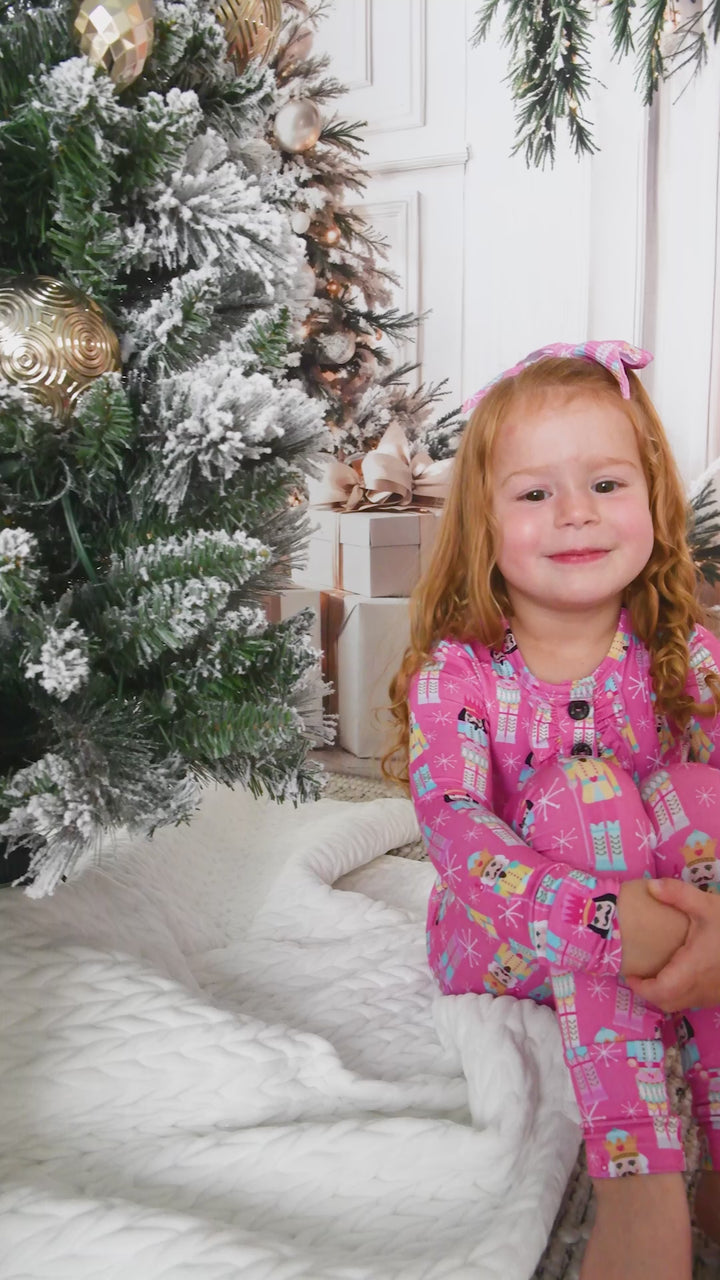 Nadia Nutcrackers CLIP BOW - Gigi and Max