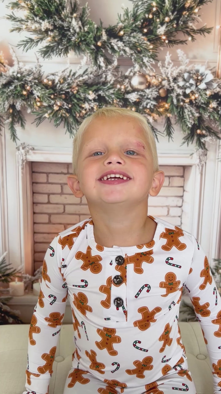 Fritz Gingerbread TWO PIECE - Gigi and Max